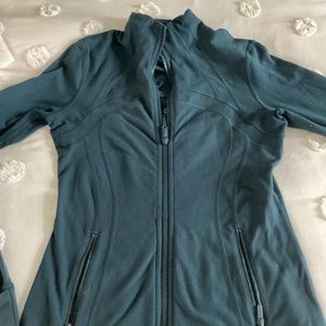 Lululemon define jacket sz 6 green